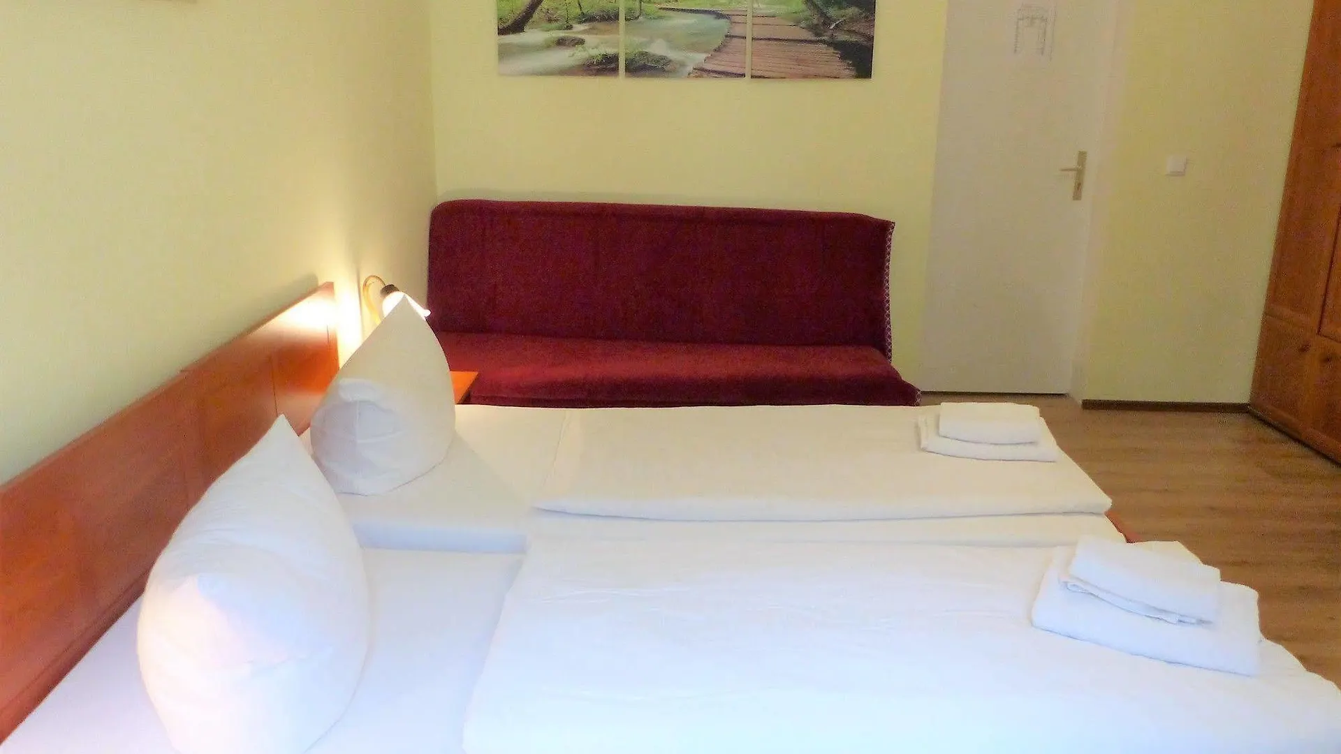 ***  Hotel Eden Am Zoo Berlin Germany